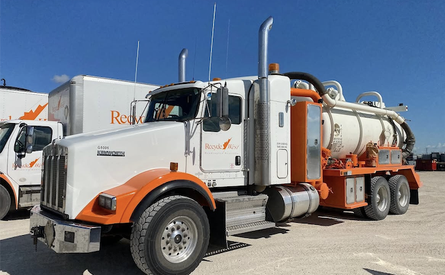 vaccum truck used oil disposal