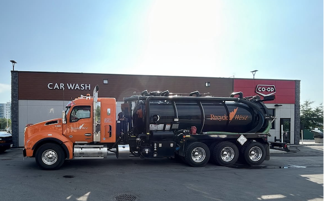 vacuum truck