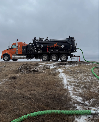 vacuum-truck-thunder-bay