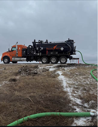 vacuum-truck-thunder-bay